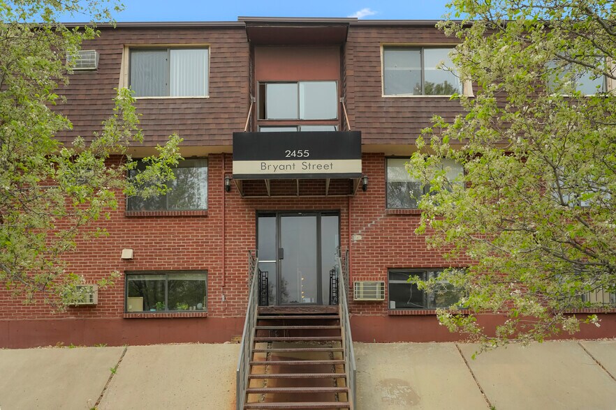 2455 Bryant St, Denver, CO à vendre - Photo du bâtiment - Image 2 de 23