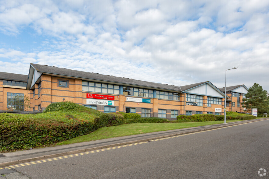 Hollinswood Ct, Telford for lease - Primary Photo - Image 1 of 4