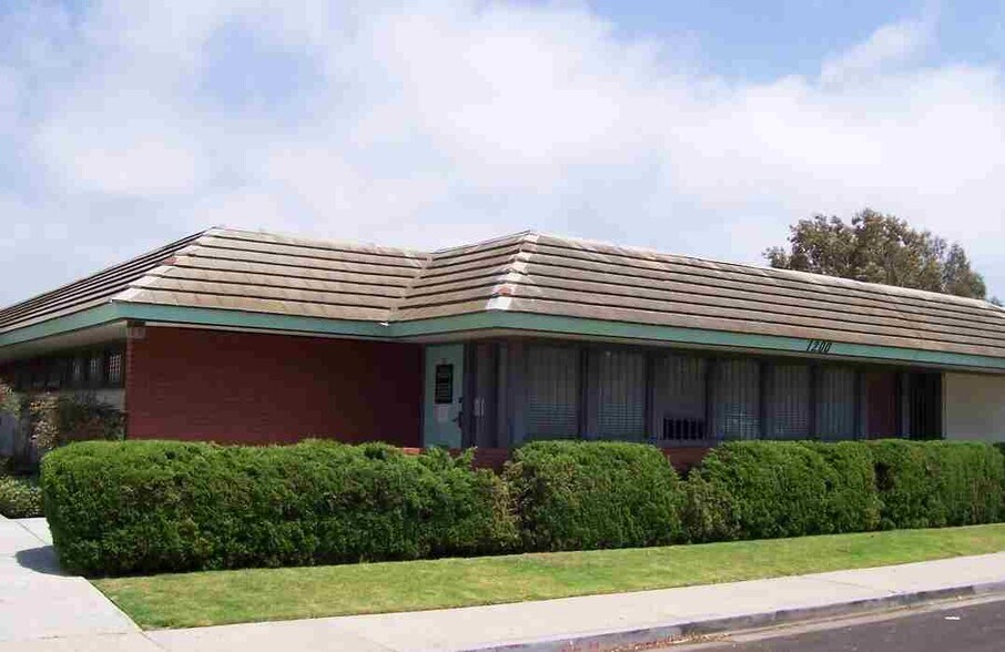 1200 N Ventura Rd, Oxnard, CA à louer - Photo du bâtiment - Image 3 de 3
