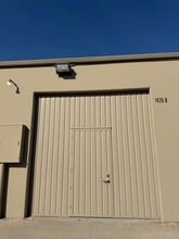 1416-1420 Ritchey St, Santa Ana, CA à louer Photo intérieure- Image 2 de 2