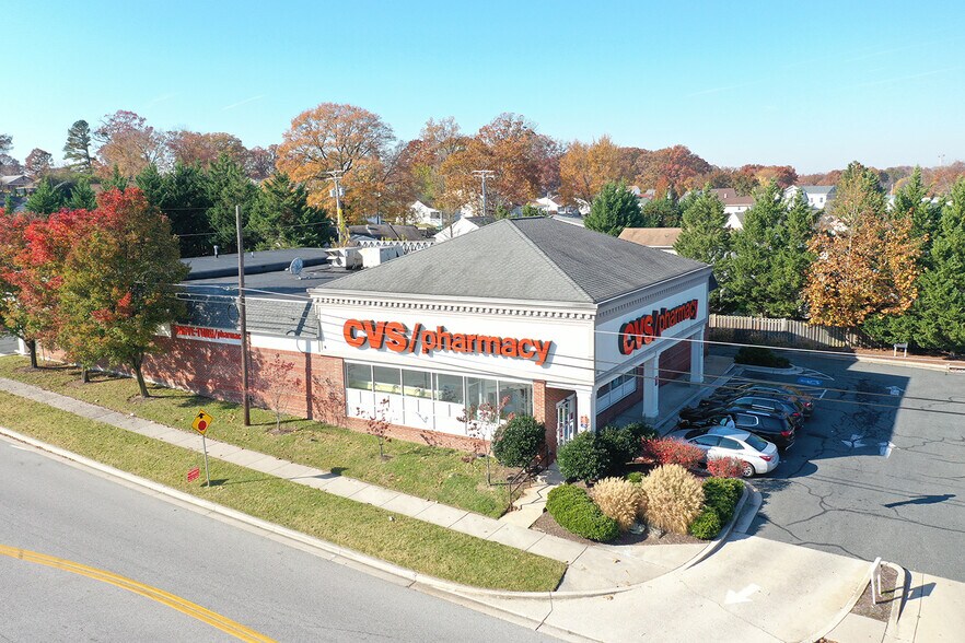 2 Compass Rd, Essex, MD à louer - Photo du bâtiment - Image 3 de 10