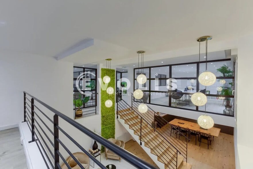 Office in Orsay for lease - Interior Photo - Image 2 of 13