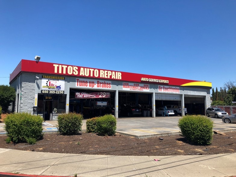 2121 El Camino Real, Redwood City, CA for lease - Primary Photo - Image 2 of 6