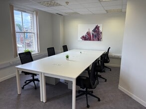 180-186 Kings Cross Rd, Londres à louer Photo intérieure- Image 1 de 1