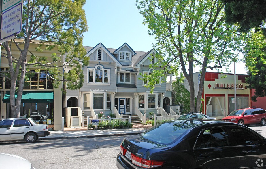 625-631 Emerson St, Palo Alto, CA à louer - Photo du bâtiment - Image 3 de 3