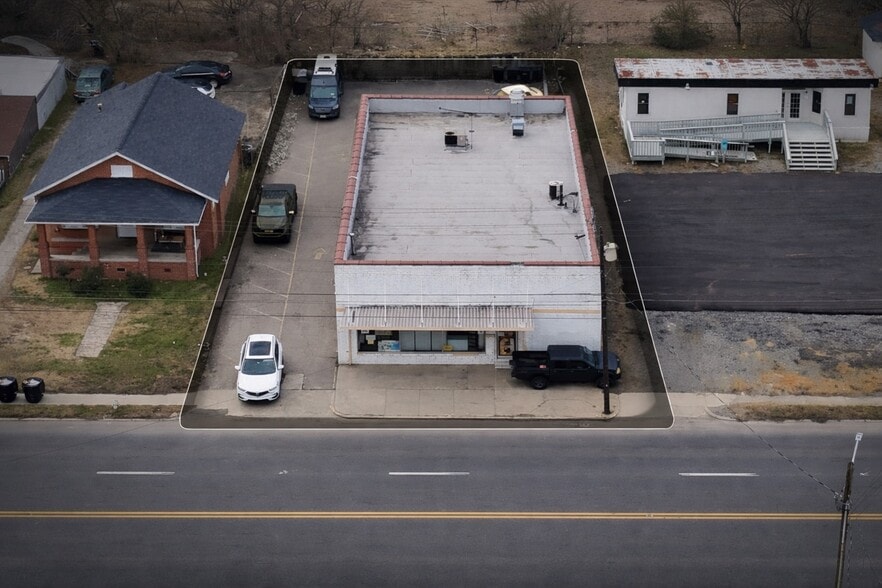 945 E Webb Ave, Burlington, NC à vendre - Photo du bâtiment - Image 2 de 30