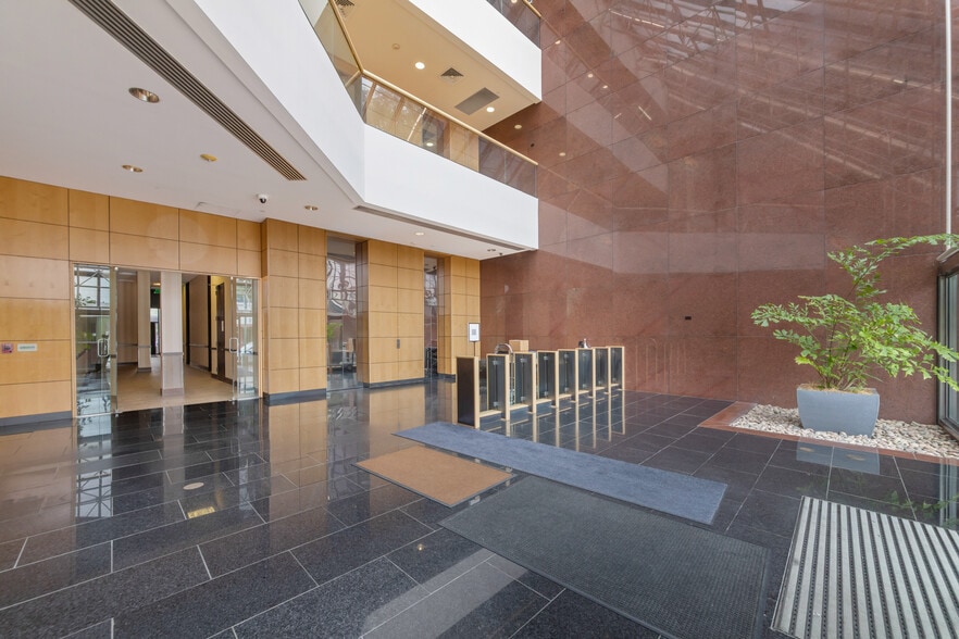 214 Jefferson St, Lafayette, LA à louer - Hall d’entrée - Image 3 de 29