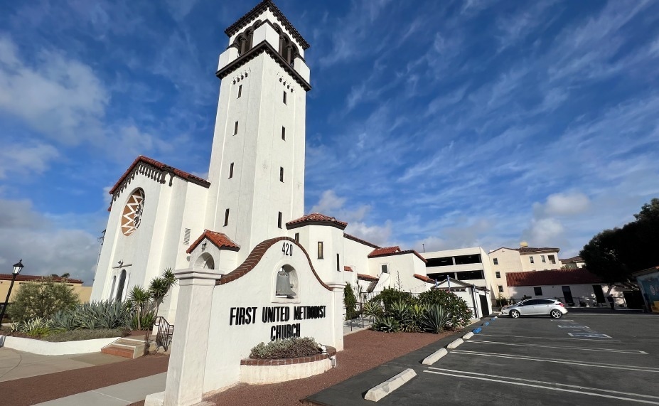 420 W 19th St, Costa Mesa, CA for lease - Building Photo - Image 1 of 3