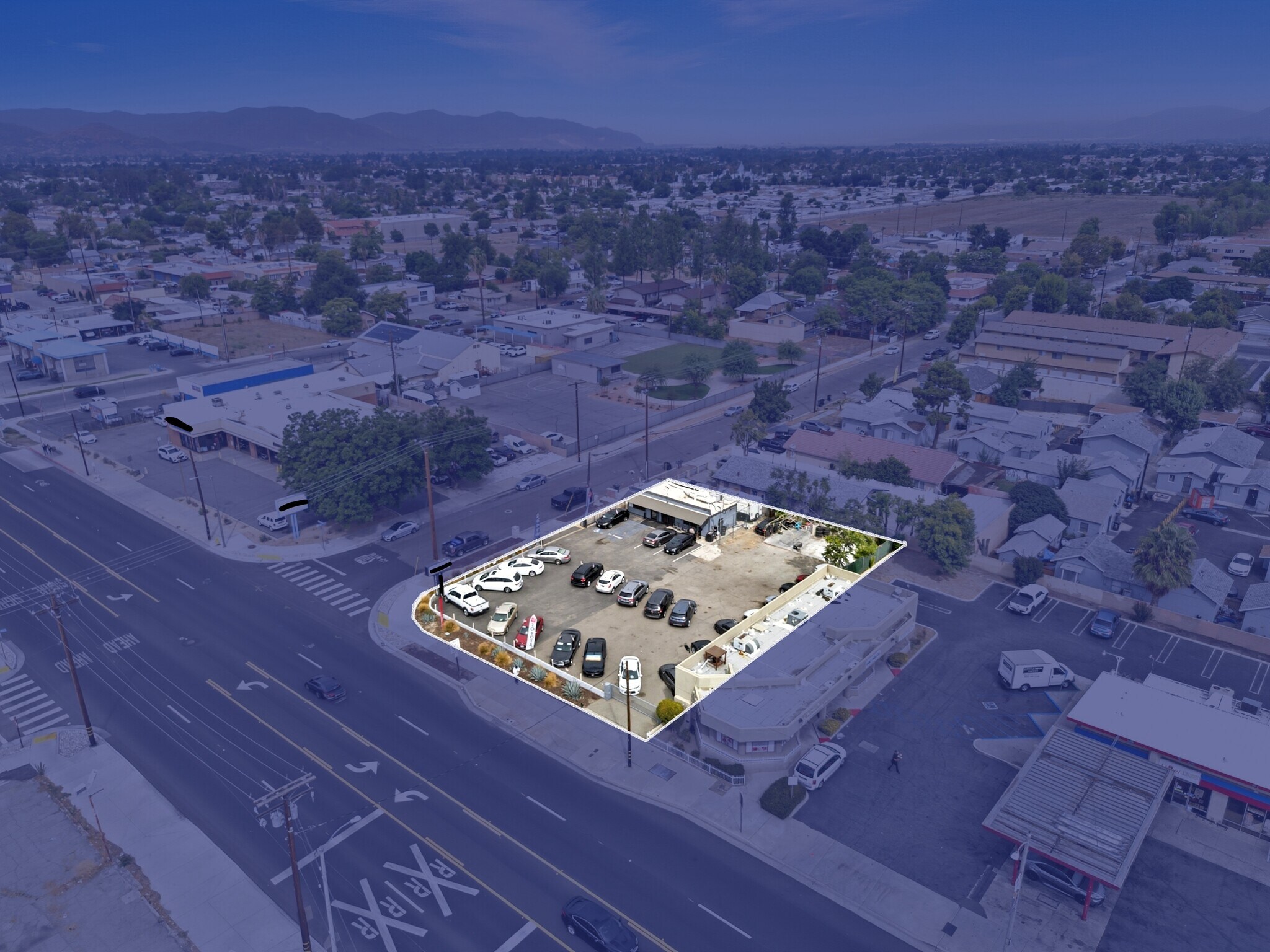 230-226 W Florida, Hemet 92543 portfolio of 2 properties for sale on LoopNet.ca Aerial- Image 1 of 7