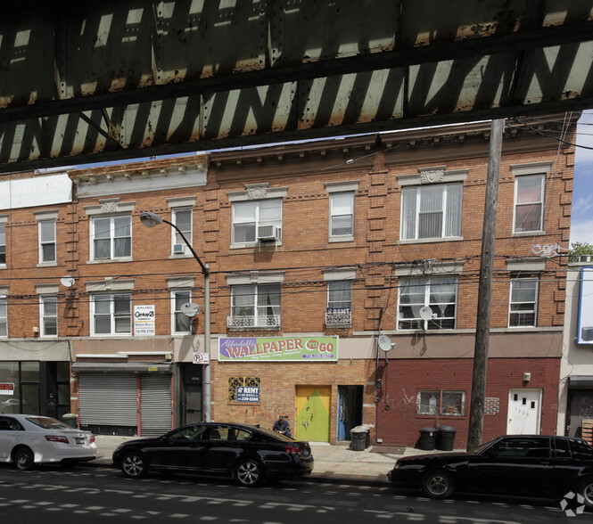 1223 Mcdonald Ave, Brooklyn, NY for sale - Primary Photo - Image 1 of 1