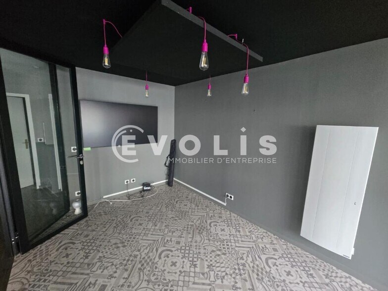 Retail in Morsang-sur-Orge for sale - Interior Photo - Image 3 of 7
