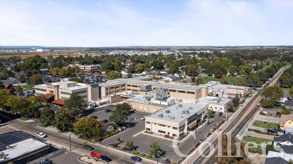 315 E Elm St, Caldwell, ID à louer - Photo du bâtiment - Image 2 de 3