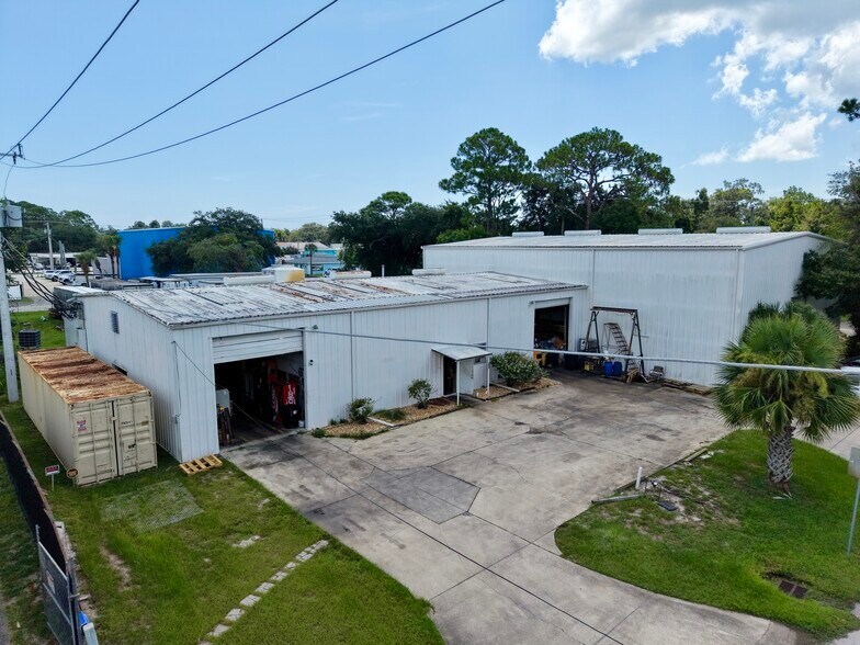 565 Parque Dr, Ormond Beach, FL à vendre - Photo du bâtiment - Image 1 de 13