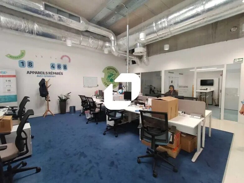 Bureau dans Montreuil à vendre - Photo du bâtiment - Image 1 de 15