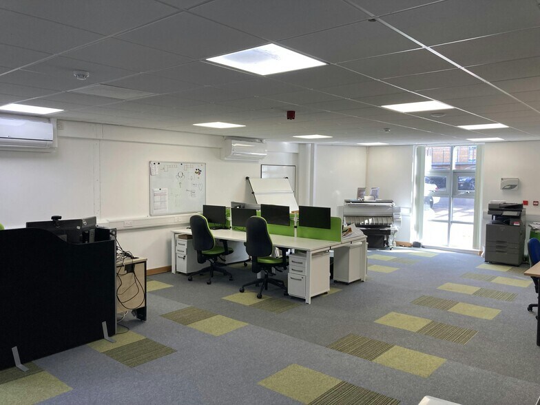 Eastern Way, Cannock à vendre - Photo intérieure - Image 2 de 6