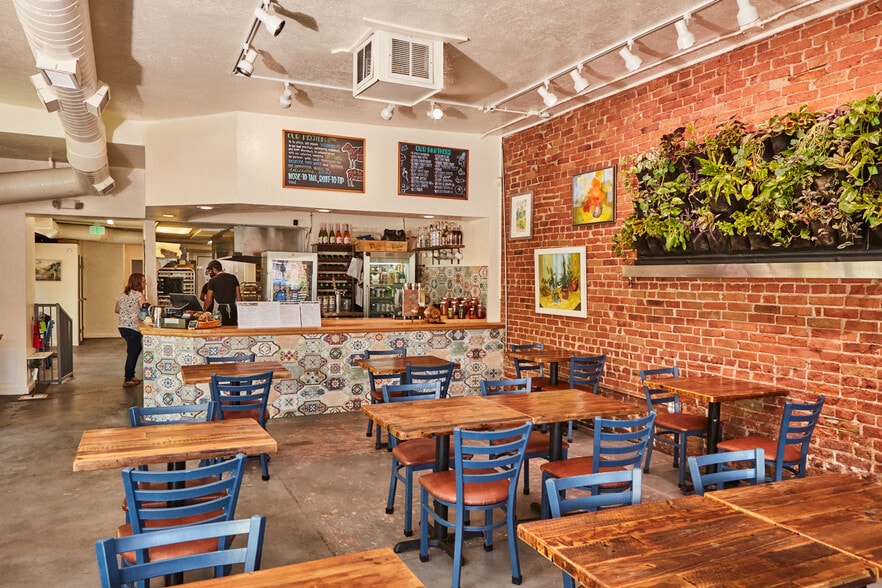 1740 E 17th Ave, Denver, CO à vendre - Photo intérieure - Image 3 de 3