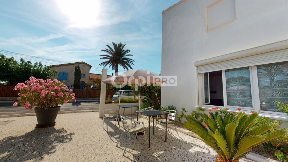 Flex in Hyères for sale - Building Photo - Image 2 of 10