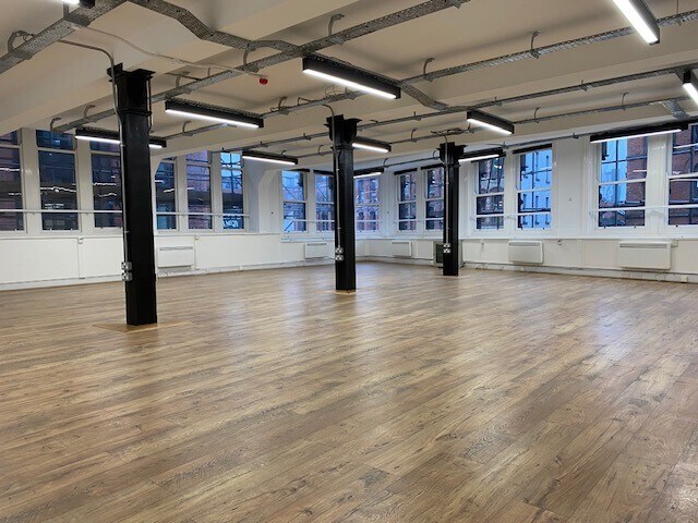 65 High St, Manchester à louer - Photo du bâtiment - Image 3 de 5