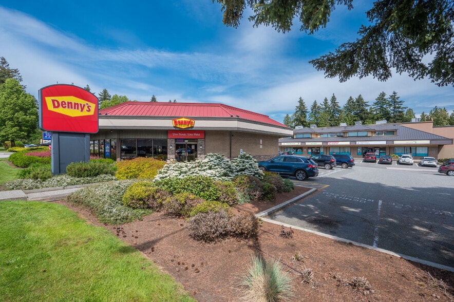 6830-6844 King George Hwy, Surrey, BC à louer - Photo du bâtiment - Image 3 de 4