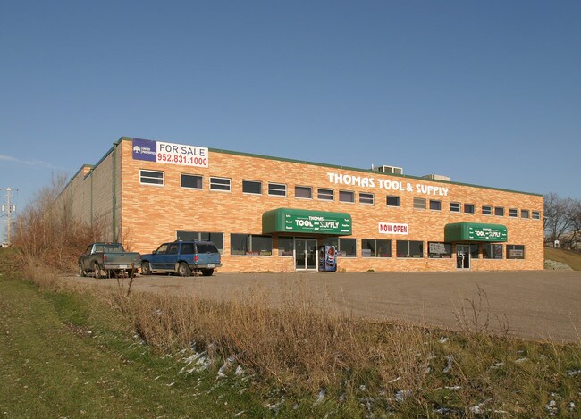 More details for 1081 E Highway 36, Maplewood, MN - Industrial for Lease