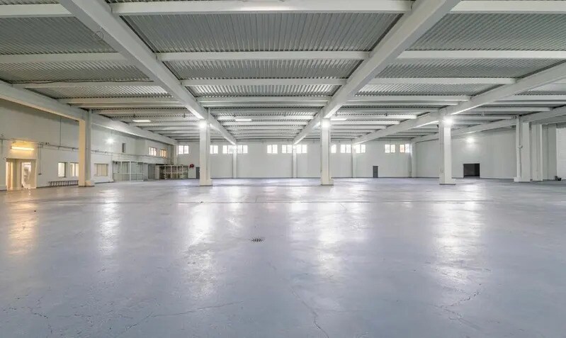 Industrial in Louvres for sale - Interior Photo - Image 3 of 3