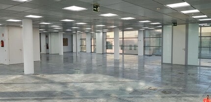 Calle de Torrelaguna, 77, Madrid, Madrid for lease Interior Photo- Image 2 of 6