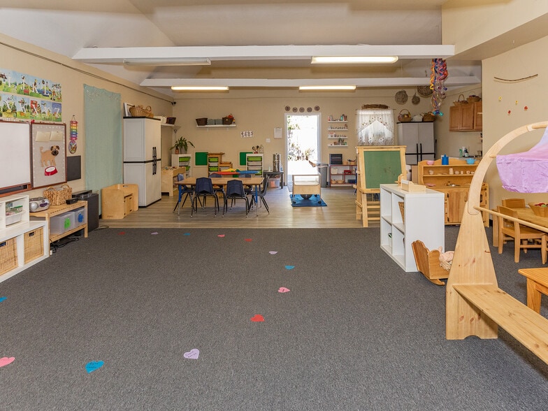 2213 E St, Washougal, WA for lease - Building Photo - Image 3 of 5