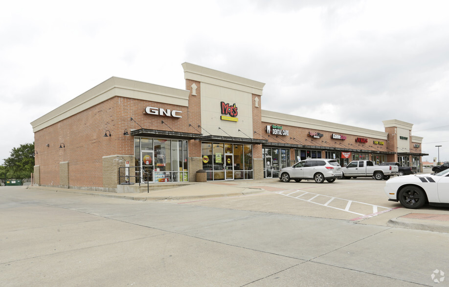 5949 Broadway Blvd, Garland, TX for lease - Primary Photo - Image 1 of 1