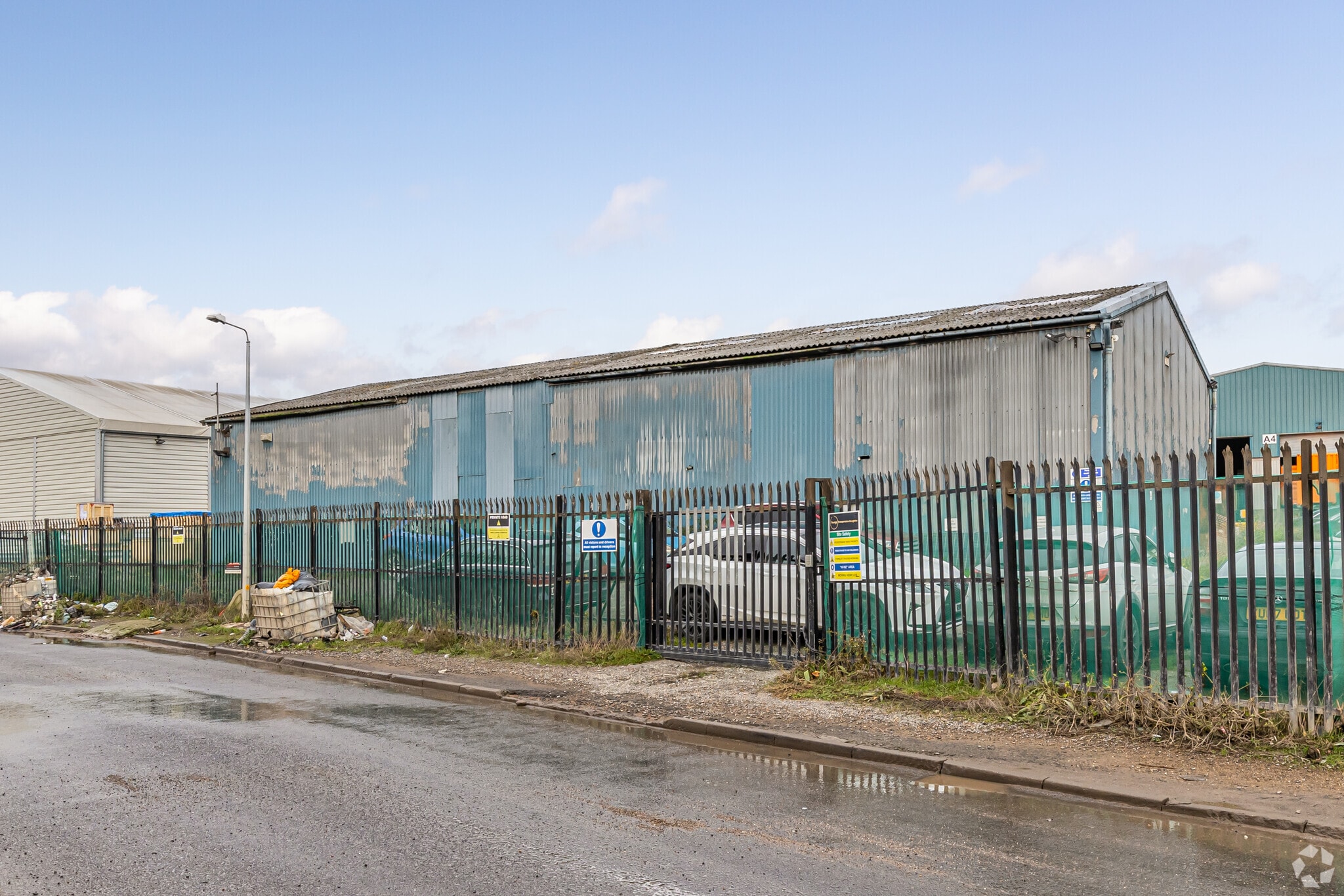 5 Botany Way, Purfleet for lease Primary Photo- Image 1 of 3