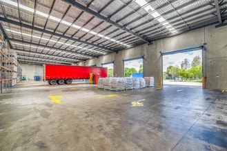 5-13 Krypton Ct, Carole Park for lease Interior Photo- Image 1 of 2