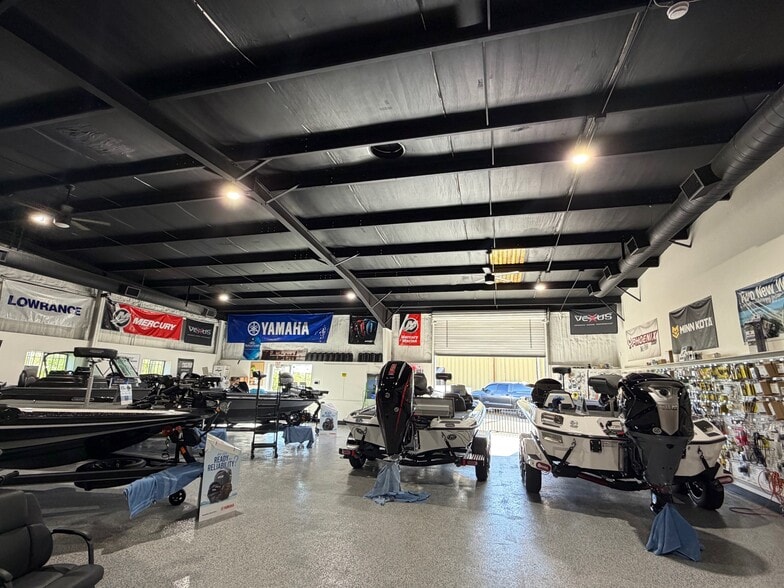 9390 Old State Hwy, Newcastle, CA à vendre - Photo du bâtiment - Image 3 de 6