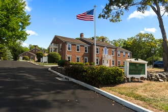 157 Goose Ln, Guilford, CT for lease Interior Photo- Image 2 of 7