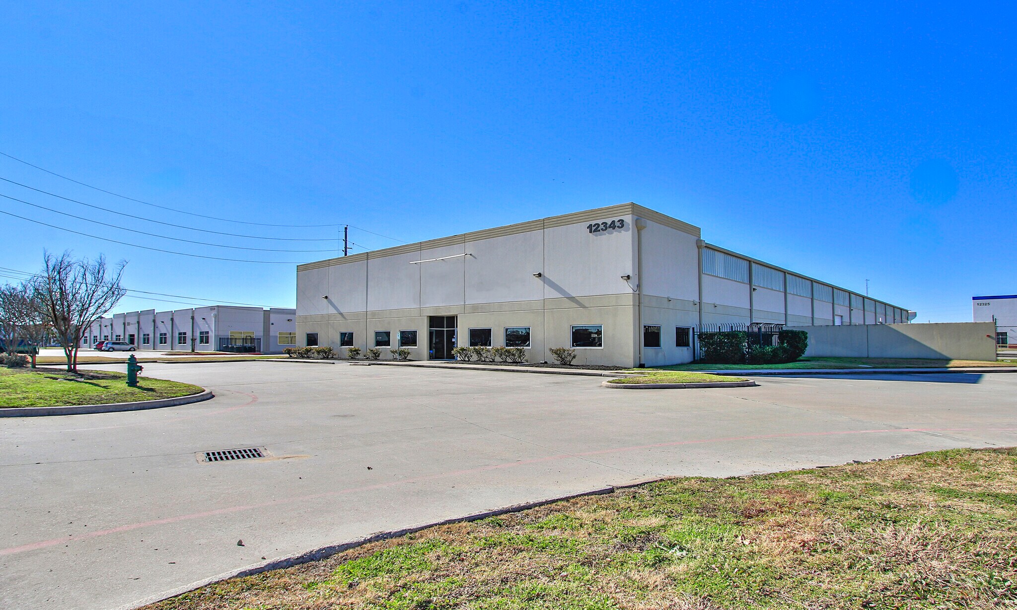 12343 Cutten Rd, Houston, TX à louer Photo du bâtiment- Image 1 de 11