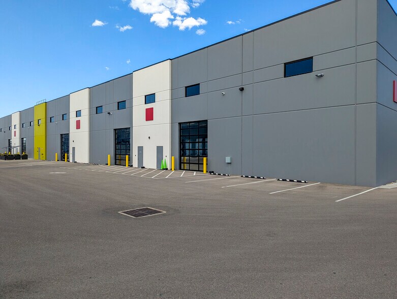 265 W 12388 S, Draper, UT à louer - Photo du bâtiment - Image 2 de 5