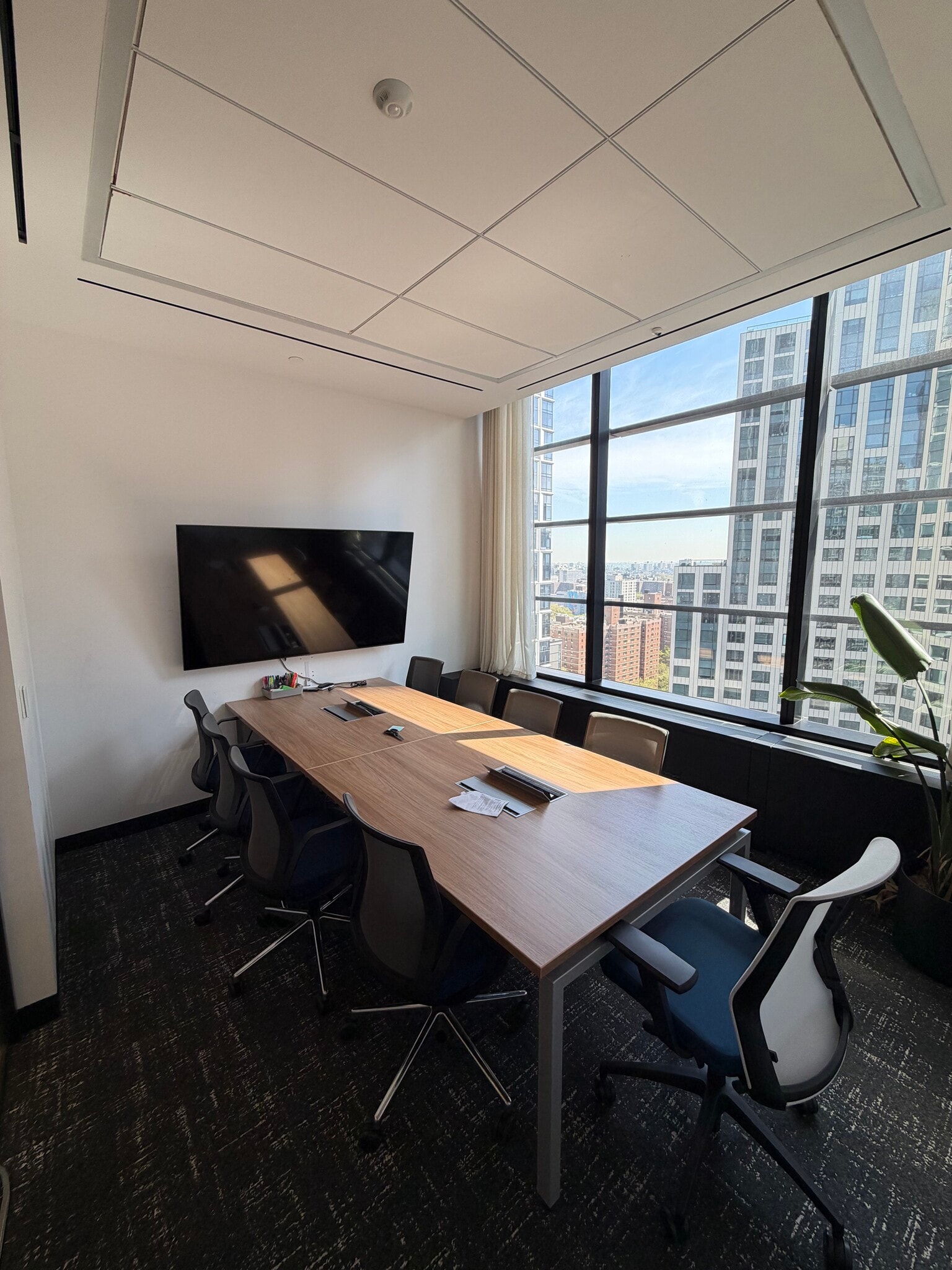 1 Willoughby Sq, Brooklyn, NY for lease Interior Photo- Image 1 of 4
