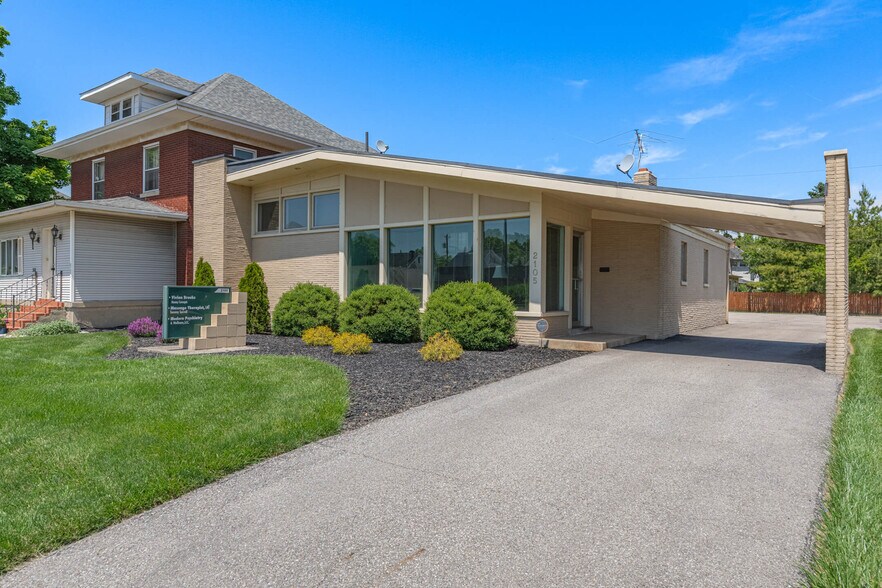 2105 Central Ave, Middletown, OH à vendre - Photo du bâtiment - Image 2 de 20