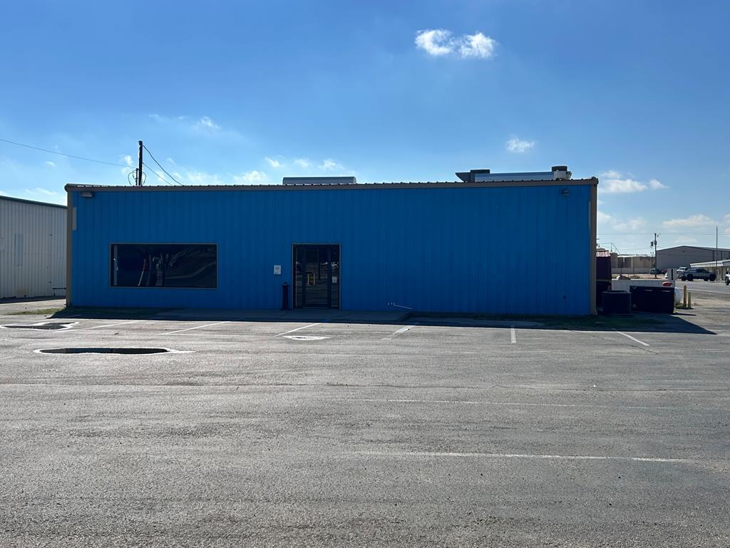 1613 W Broadway St, Andrews, TX for sale Building Photo- Image 1 of 27