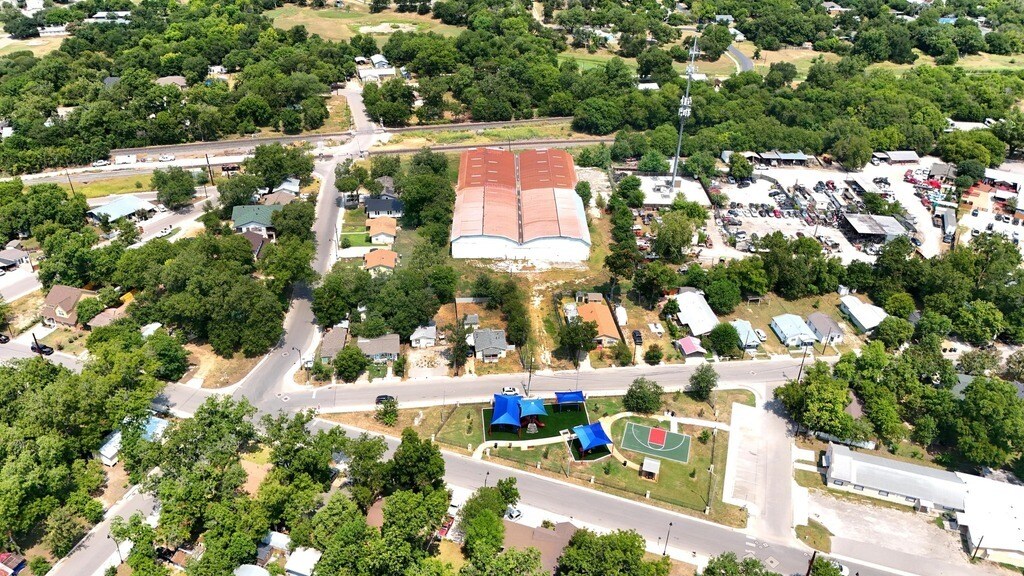 312 Camacho St, San Marcos, TX for lease Primary Photo- Image 1 of 13