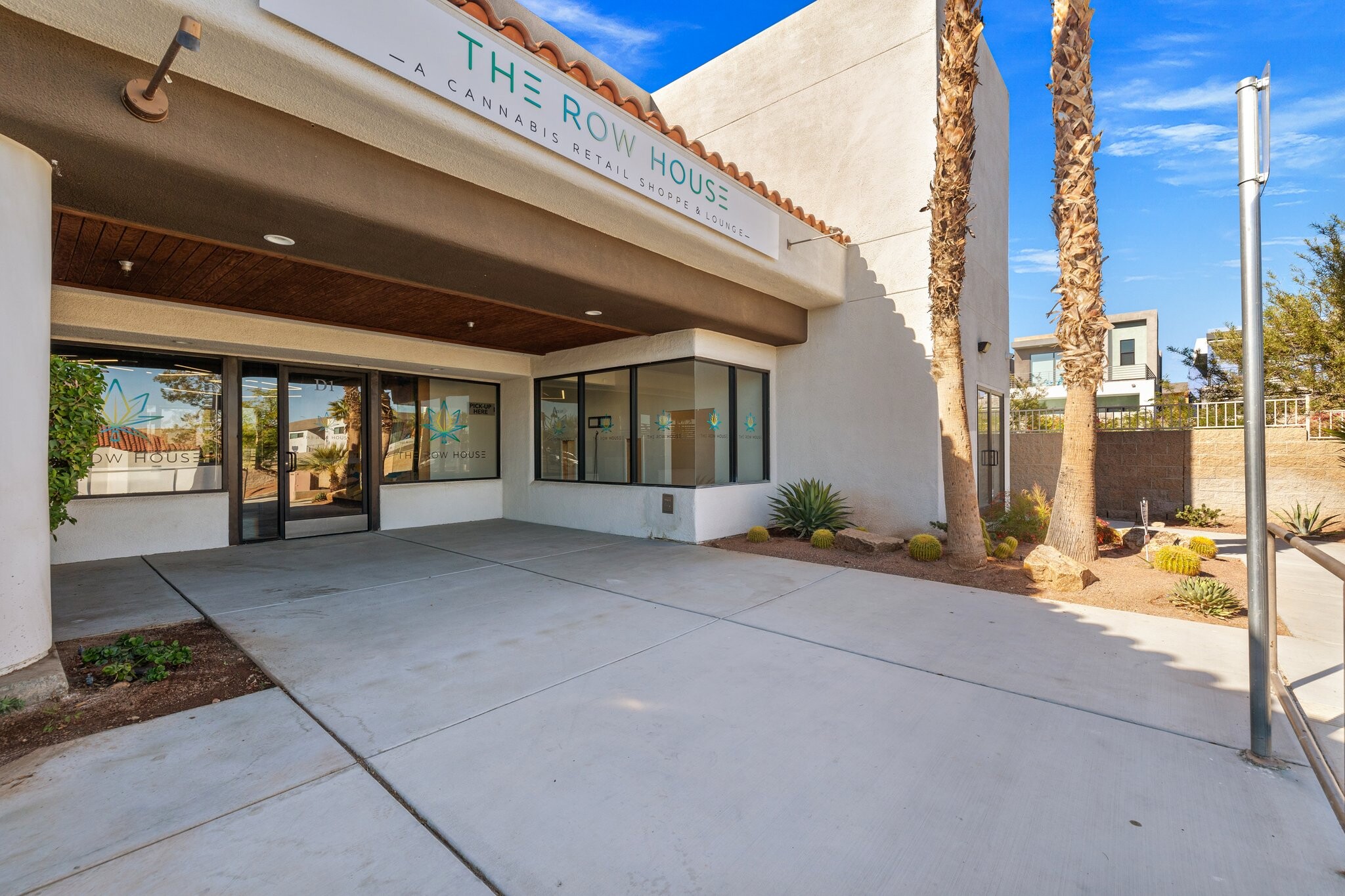 2500-2520 N Palm Canyon Dr, Palm Springs, CA for lease Building Photo- Image 1 of 16