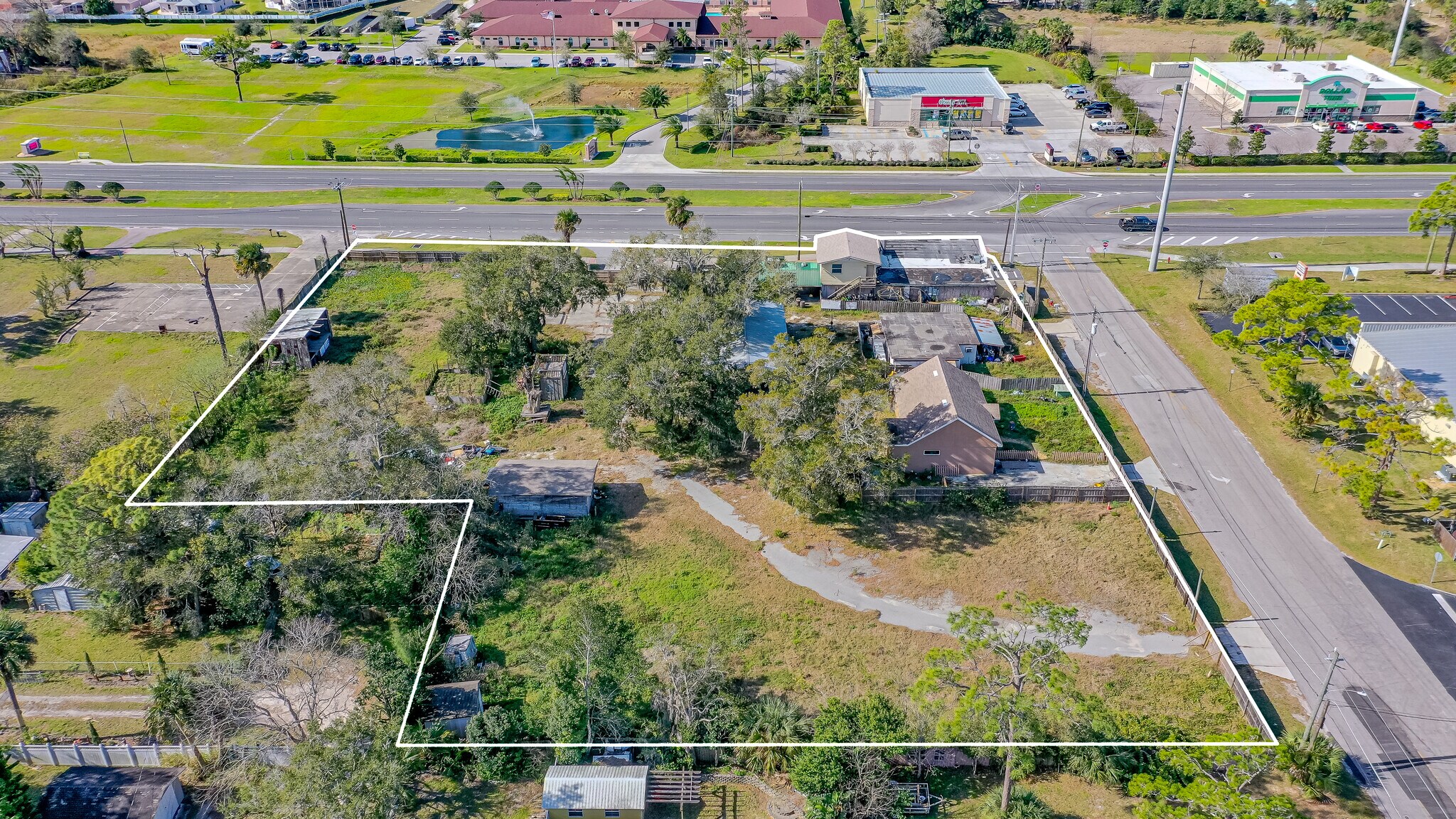 2001 S Ridgewood Ave, Edgewater, FL à vendre Photo principale- Image 1 de 17