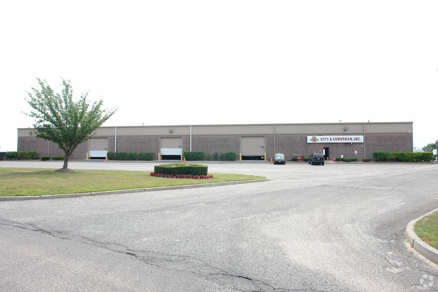 5035 Industrial Rd, Wall Township, NJ for lease - Primary Photo - Image 1 of 5