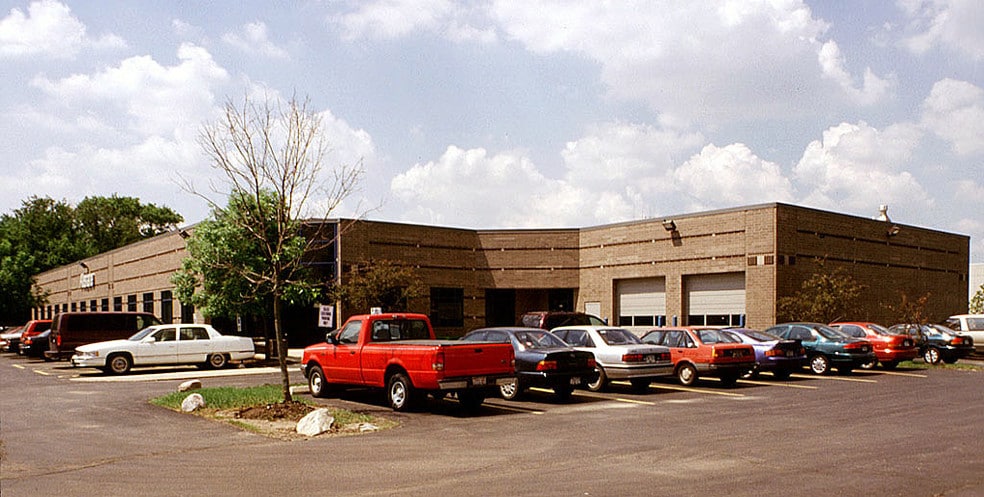 620-630 S Butterfield Rd, Mundelein, IL for sale - Other - Image 2 of 6