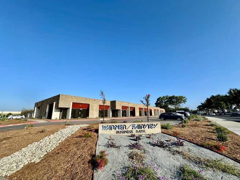2223-2320 S Fairview St, Santa Ana, CA for lease - Building Photo - Image 1 of 4