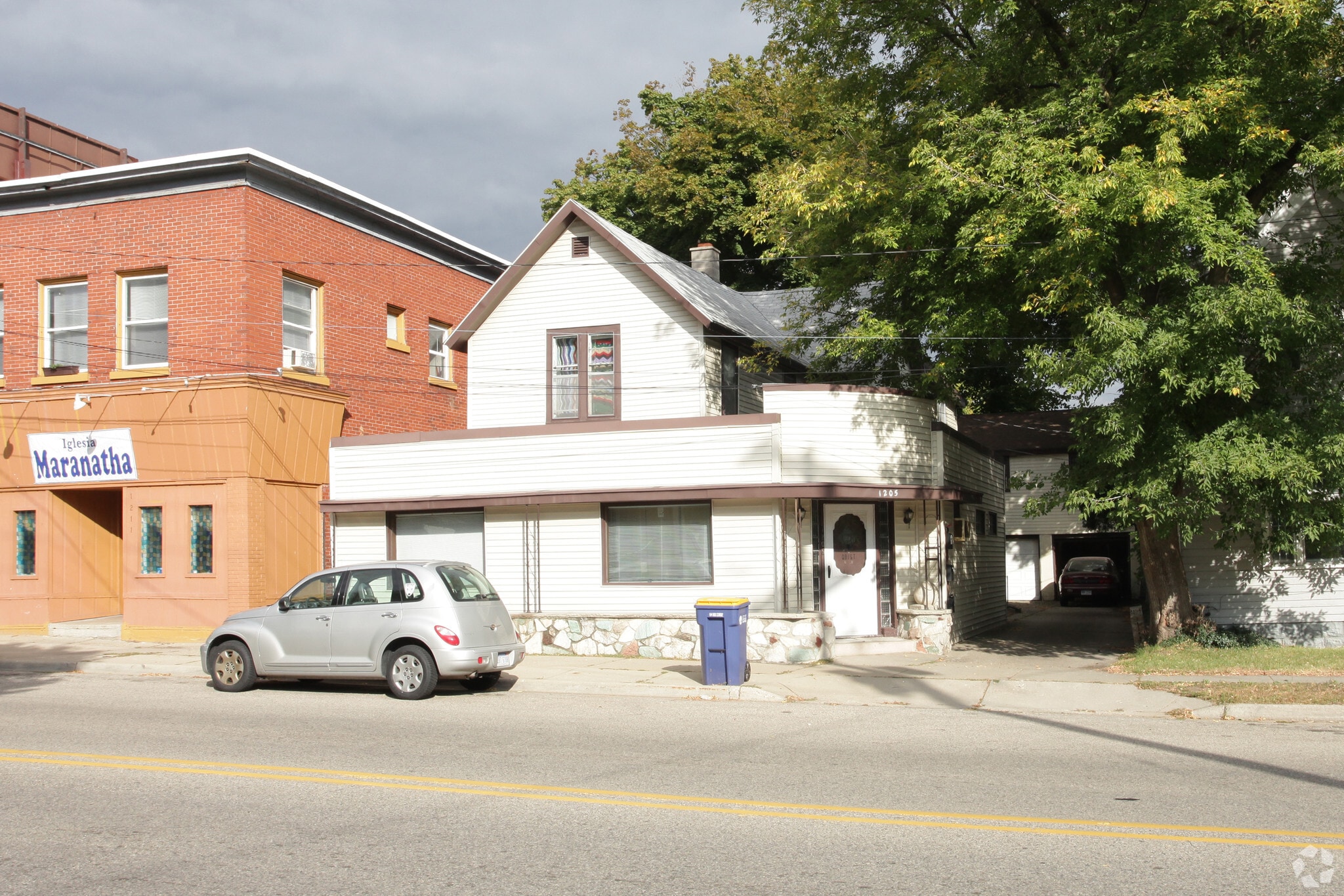 1205 Bridge St NW, Grand Rapids, MI for sale Primary Photo- Image 1 of 3