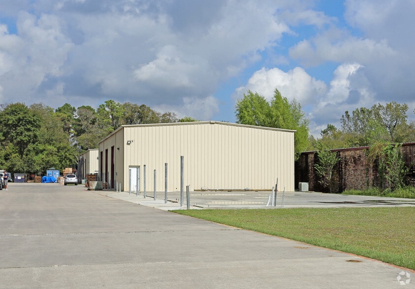 1515 Mesquite St, Houston, TX for lease - Building Photo - Image 2 of 4