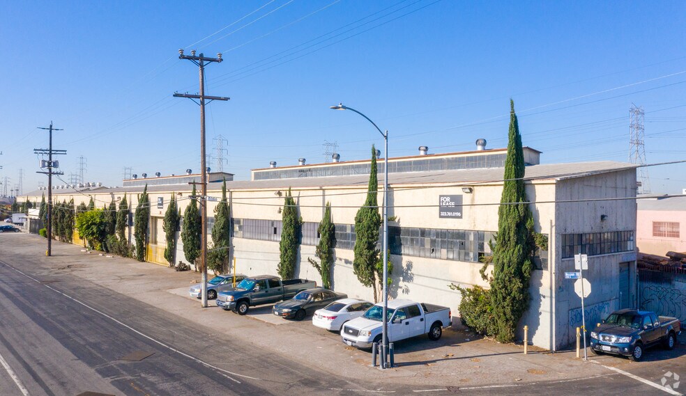 205 S Mission Rd, Los Angeles, CA à louer - Photo principale - Image 1 de 15