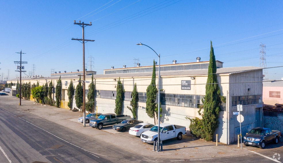 205 S Mission Rd, Los Angeles, CA for lease - Primary Photo - Image 1 of 15