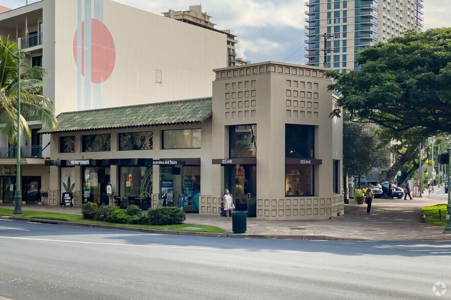 2113 Kalakaua Ave, Honolulu, HI à louer - Photo du b timent - Image 3 de 6