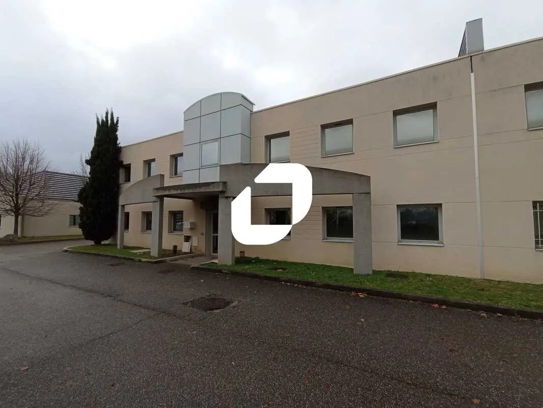 36 Rue Champ Dolin, Saint-Priest à louer Photo du bâtiment- Image 1 de 32