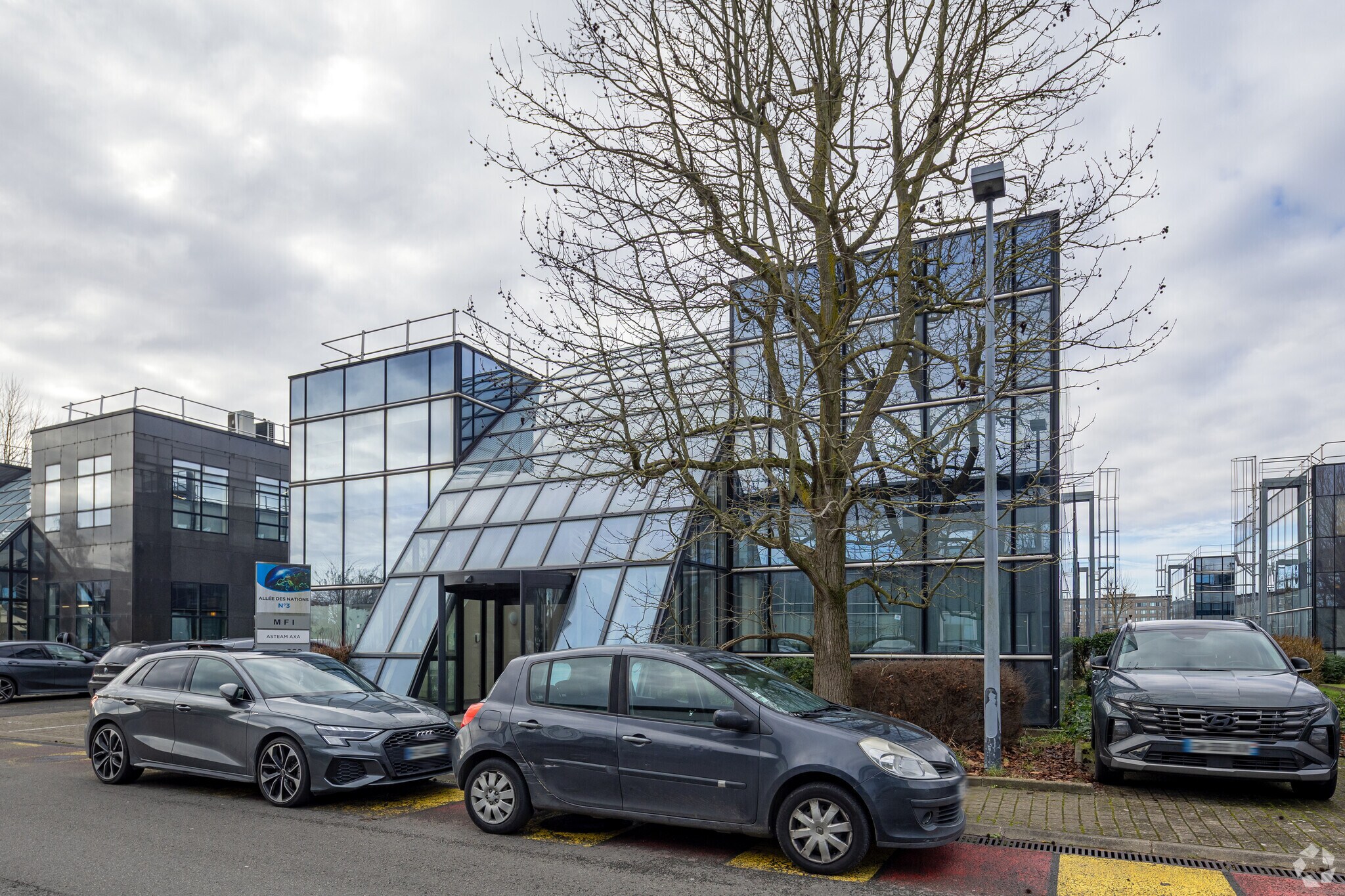 385 Rue De La Belle Etoile, Roissy-en-France à louer Photo principale- Image 1 de 3